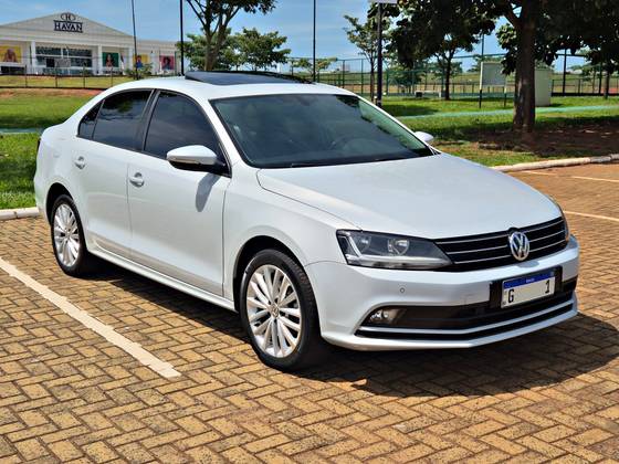 VOLKSWAGEN JETTA 1.4 16V TSI COMFORTLINE GASOLINA 4P TIPTRONIC
